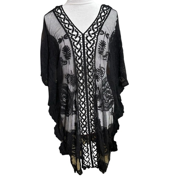 NWT Vince Camuto Black Lace Swimsuit Cover Up. One Size - Picture 1 of 9
